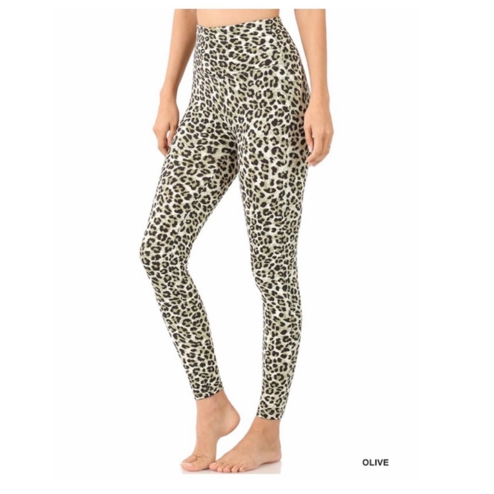 Zenana Leopard Print Leggings Buttery Soft Multiple Sizes NEW
